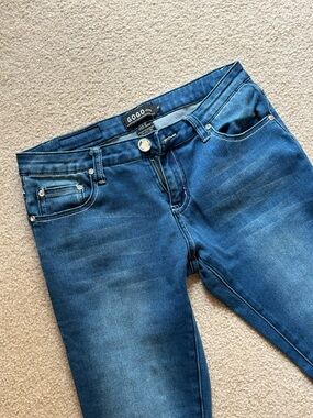 Women's Mid Wash Blue Stretch Jeans